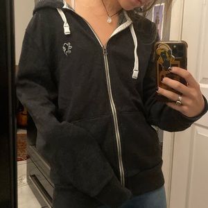 Cute cozy grayish blackish sweater 🖤